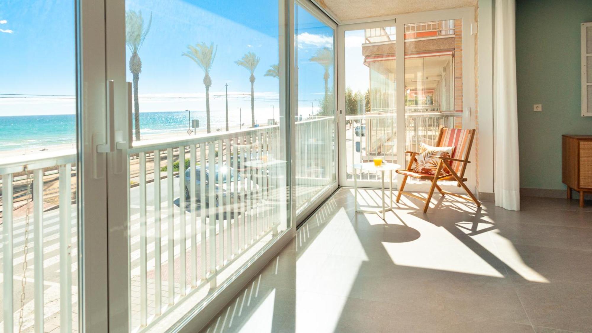 Sohosuites Campello Beach El Campello Ngoại thất bức ảnh